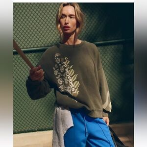 FP Movement All Star Oversize Graphic Sweatshirt
Free People Medium $98 Green